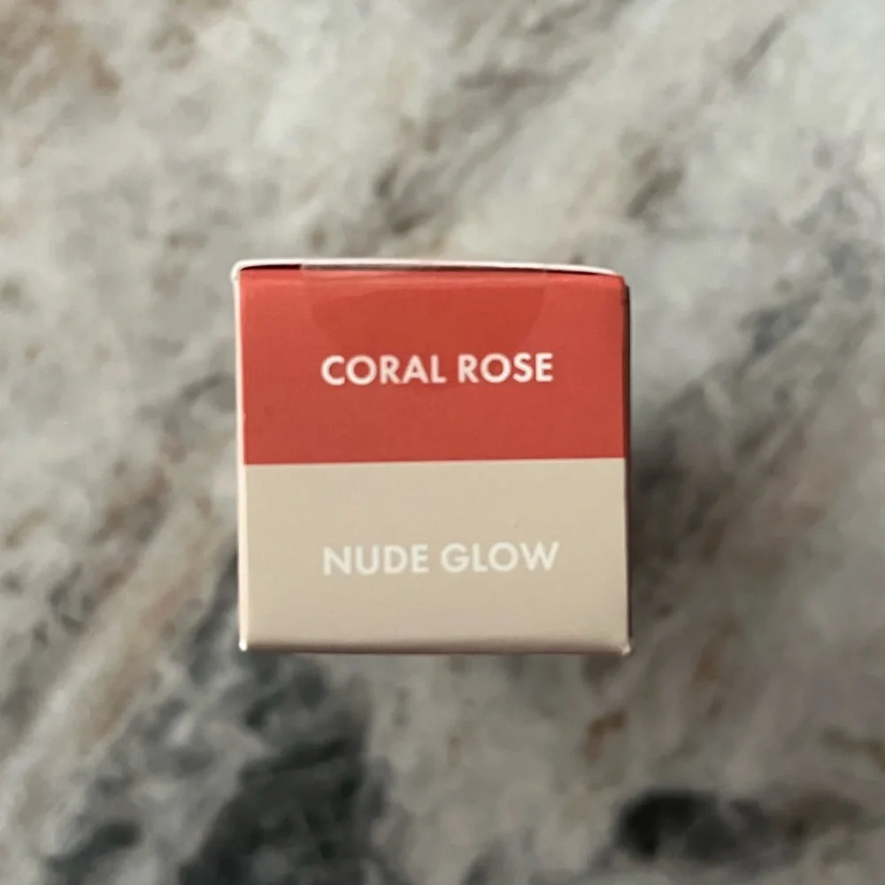 Wander Beauty On-The-Glow Blush and Illuminator - Coral Rose/Nude Glow